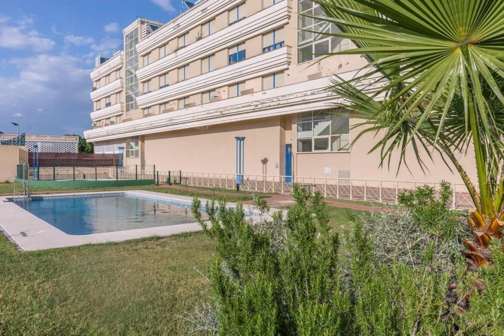 Fibes Con Piscina Y Parking Gratis Apartamento Sevilla Este ภายนอก รูปภาพ